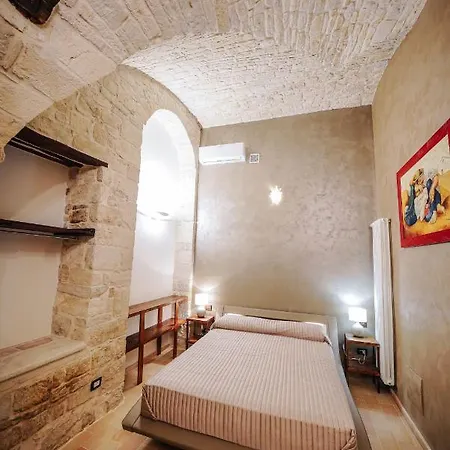 Nocleg ze śniadaniem Square - Suite Santeramo *